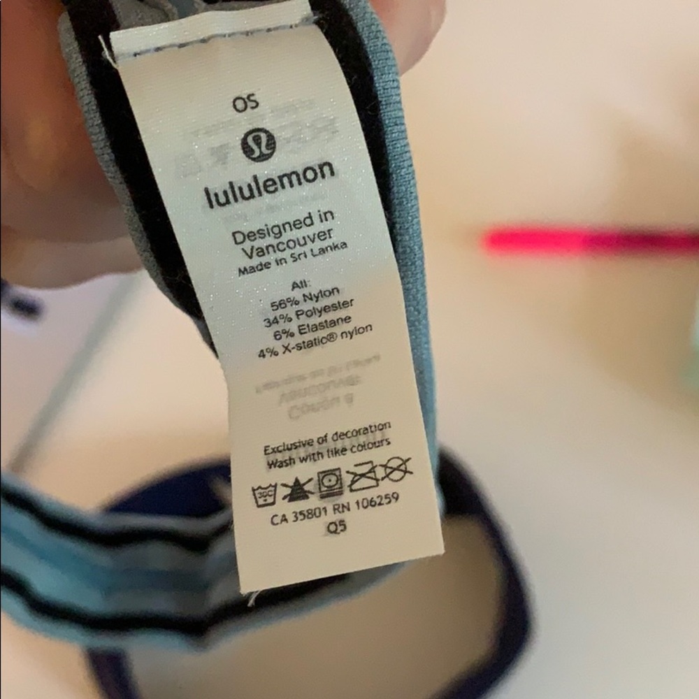 blue set of 3 lululemon headbands - Picture 5 of 5
